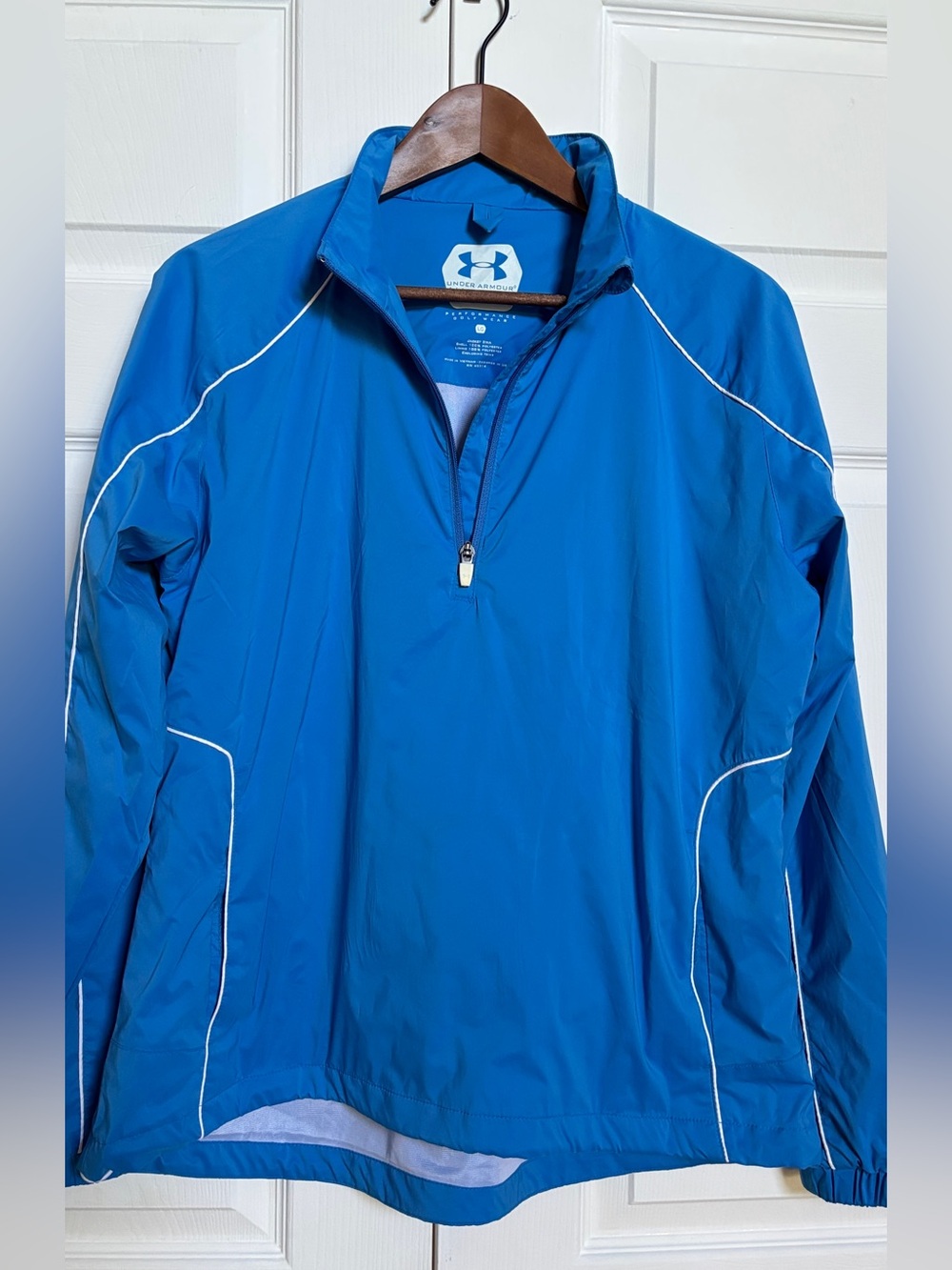 Under Armour Women’s Blue Golf Windbreaker Large